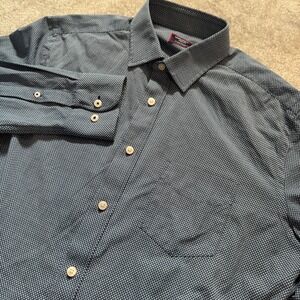 Untuckit Shirt Adult Medium Blue Nylon Performance Long Sleeve Button Pocket